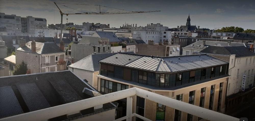 Sejours & Affaires Tours Leonard De Vinci Aparthotel Exterior photo